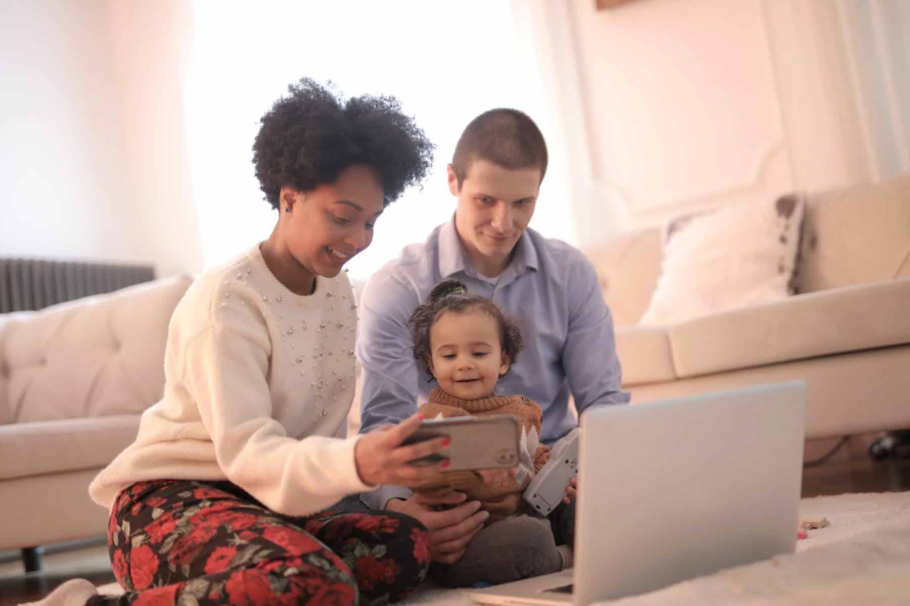 Best Tech Gifts for Mom